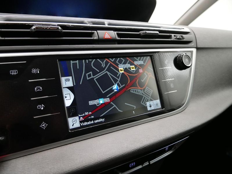 Citroën Grand C4 Picasso - fotka 18 z 24