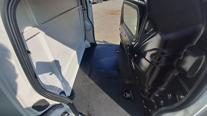 Fiat Fiorino 1.4i CNG - fotka 10 z 19
