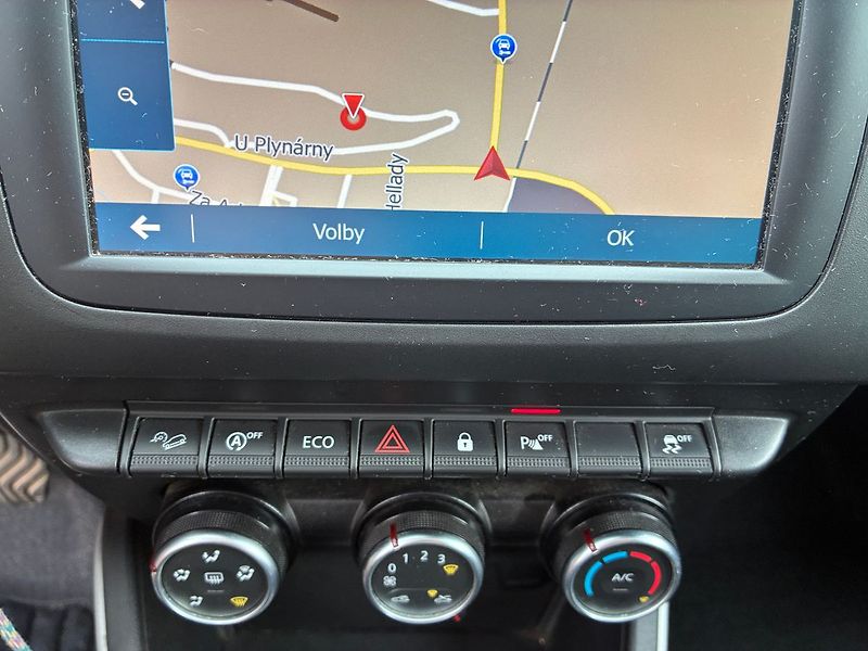 Dacia Duster 1.5 DCi 4x4 Navi ČR původ 64 0 - fotka 16 z 24
