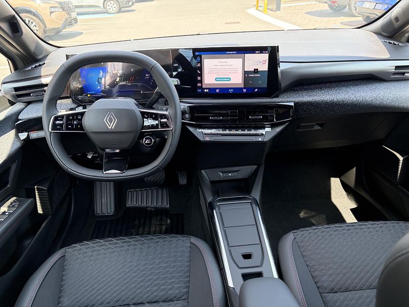 Renault Clio Techno TCE 115 EDC - fotka 7 z 8
