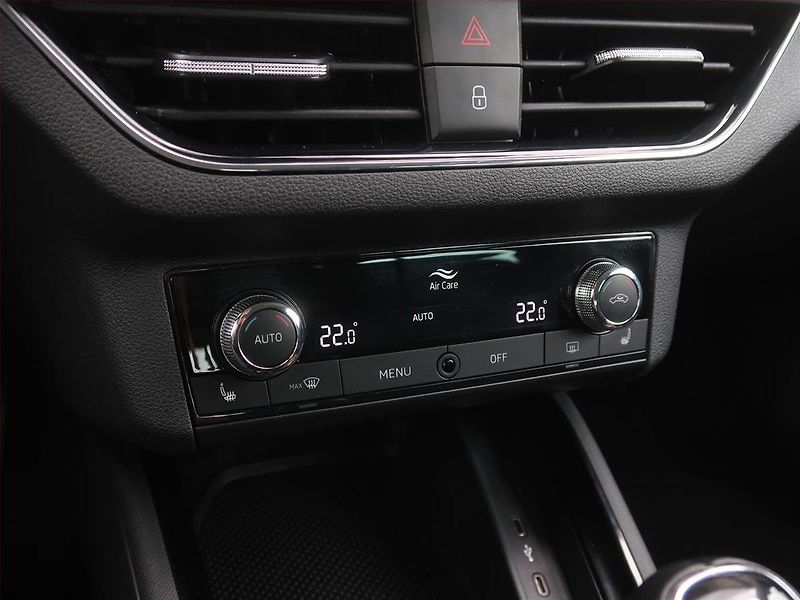 Škoda Kamiq (2023) Style 1.5 TSI - fotka 17 z 19