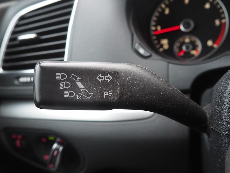 Volkswagen Sharan (2011) 2.0 TDI 103 kW, Tažné - fotka 21 z 33