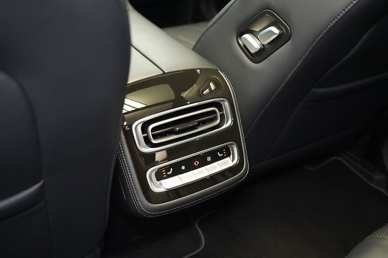 Omoda Ostatní 1,5 TGDI PHEV 3DHT AWD PREMIUM - fotka 22 z 45