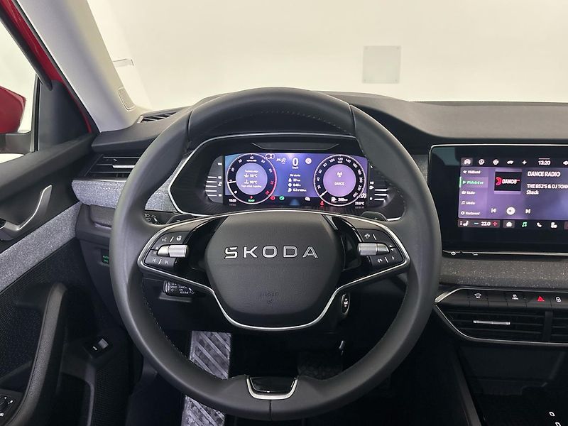 Škoda Octavia Top Selection DSG - fotka 18 z 29