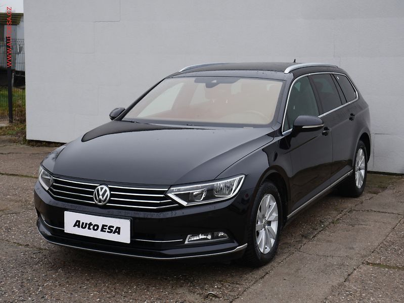 Volkswagen Passat (2018) 2.0TDi R-Line, 2.maj - fotka 3 z 20