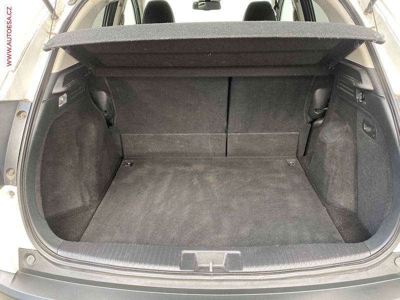 Honda HR-V (2016) 1.5i-VTEC, Executive, AT - fotka 7 z 17