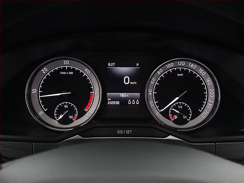 Škoda Superb (2020) Ambition Plus 2.0 TDI, Automat - fotka 9 z 19