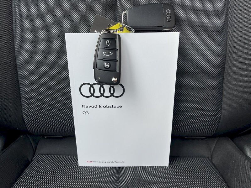 Audi Q3 (2023) 1.5 35 TFSI 110 kW S-Tronic - fotka 31 z 32