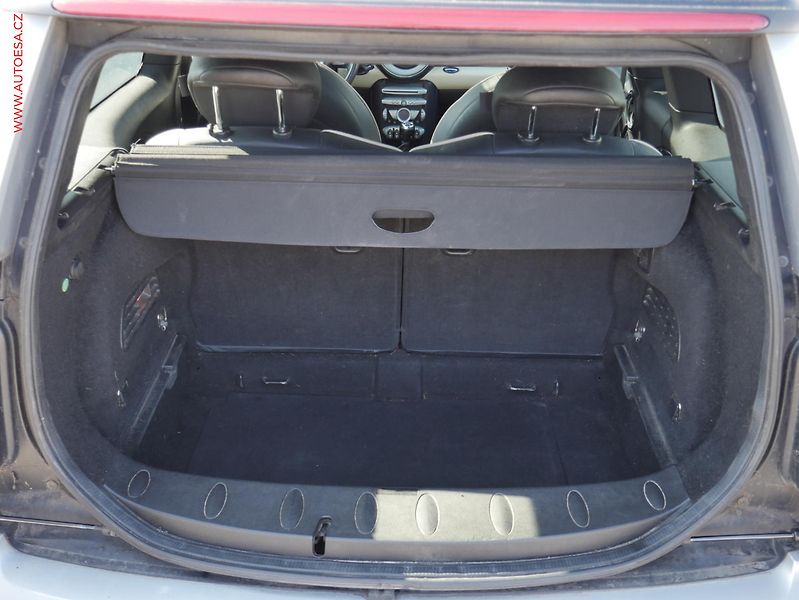 Mini Clubman (2007) 1.6D, AC, panor, navi - fotka 7 z 20