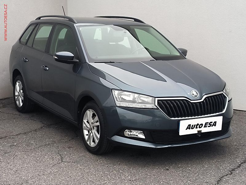 Škoda Fabia (2021) 1.0 TSI, Ambition, TZ, kamera - fotografie inzerátu