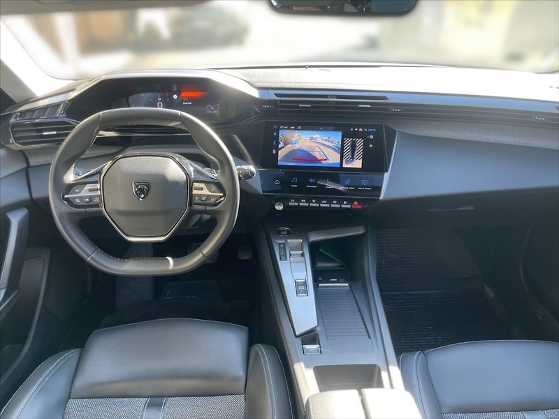 Peugeot 308 1,5 BHDi 130 Allure AT - fotka 9 z 11