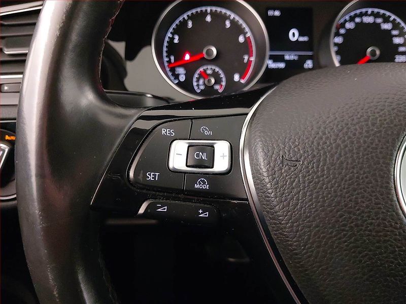Volkswagen Golf (2013) Comfortline 1.4 TSI - fotka 17 z 22