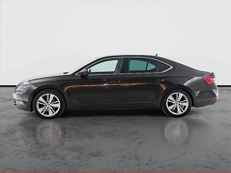 Škoda Superb (2016) 2.0 TDI, Automat, Kůže, Navi - fotka 3 z 24