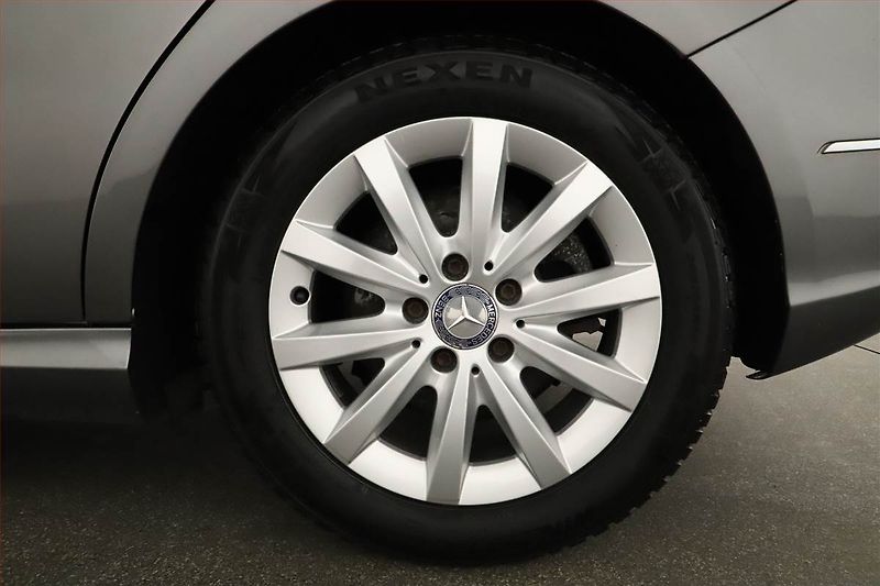 Mercedes-Benz Třídy B (2012) B 200, Automat, Navi, Xenony - fotka 17 z 17