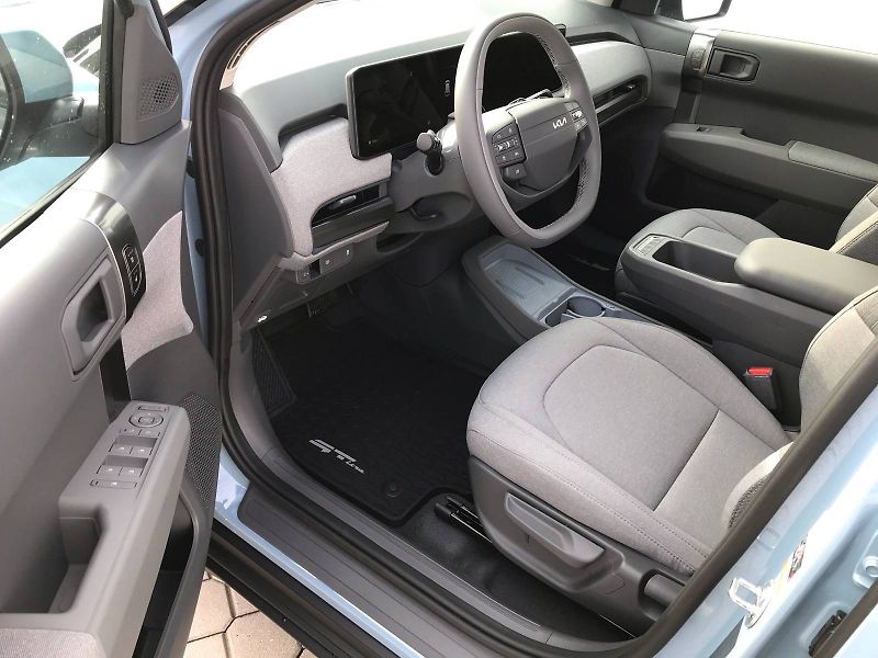 Kia EV3 (2024) EARTH 81,4 kWh - fotka 5 z 6