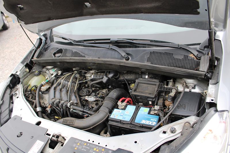 Dacia Dokker (2019) 1,6i LPG KLIMA EL.OKNA  - fotka 18 z 18