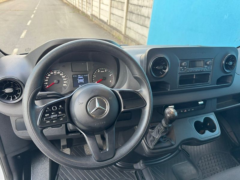 Mercedes-Benz Sprinter (2019) 316 CDI skříň 4,86m - fotka 9 z 47