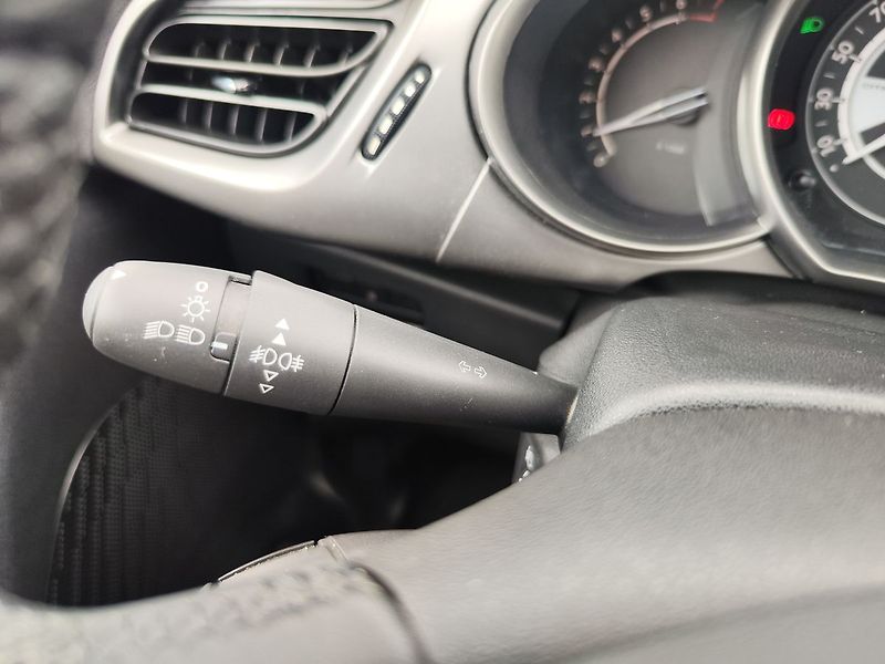 Citroën C3 1.2 PureTech/60kW Feel Edition - fotka 17 z 25
