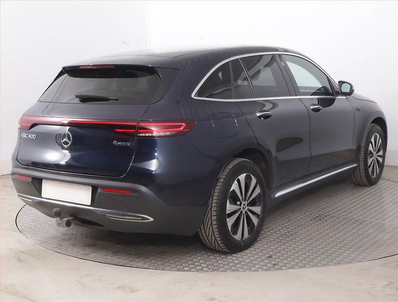 Mercedes-Benz EQC (2022) 400 4MATIC, SoH 97% - fotka 5 z 19