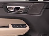 Volvo XC60 B5 AWD PLUS DARK AUT CZ 1.maj. - náhled 22