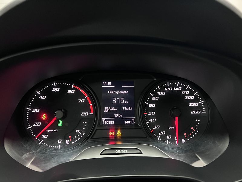 Seat Leon 1.5 TGI 96 kW, Manuál, 2019 - fotka 17 z 23