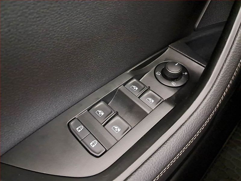 Škoda Superb (2020) Scout 2.0 TDI - fotka 18 z 22