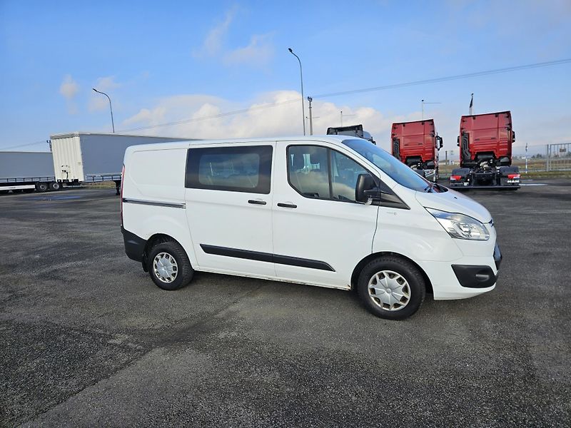Ford Transit Custom 2,0 TDCi 6 míst GO motoru - fotka 2 z 19