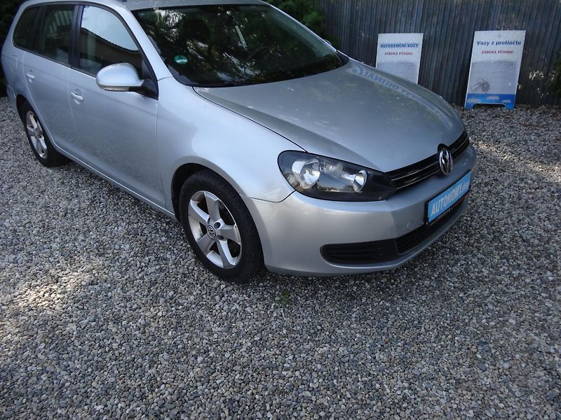 Volkswagen Golf K.1.6TDi Klima,Navi,Plná nádrž - fotka 2 z 16