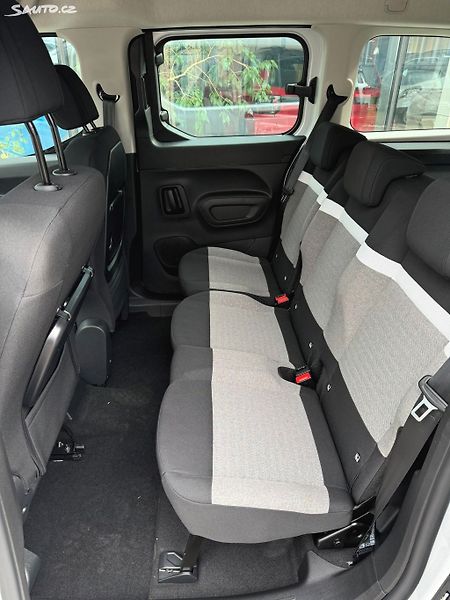Citroën Berlingo (2025) XL PLUS 1,5 HDI 130K - fotka 10 z 11