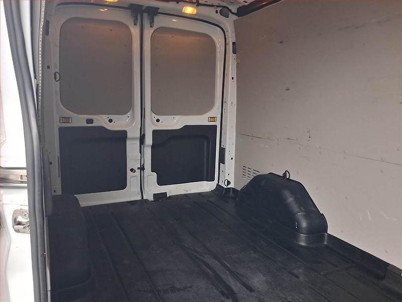 Ford Transit (2022) Trend 2.0 EcoBlue, L3H2, 1.0t - fotka 12 z 18