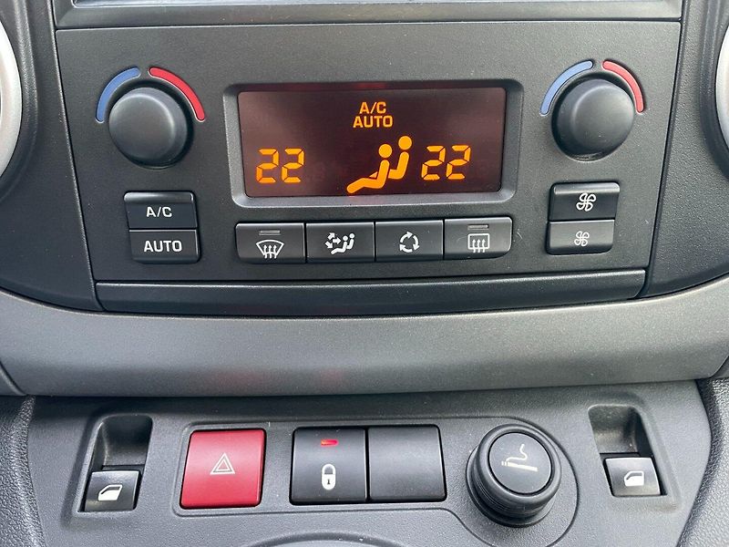 Citroën Berlingo (2017) XTR 1.6HDi 88kW ČR! 1.maj.! - fotka 16 z 26