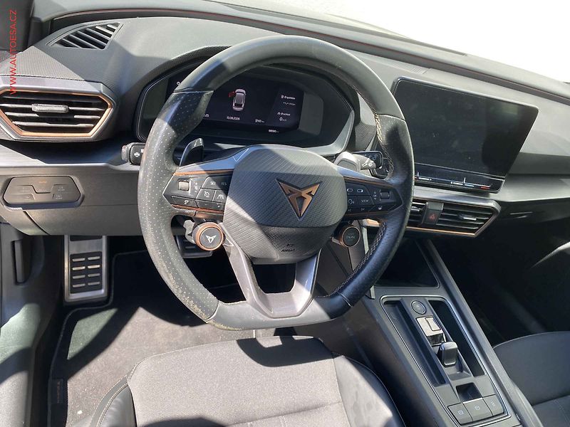 Cupra Leon (2022) 2.0 TSi 4Drive, 1.maj,ČR - fotka 12 z 18