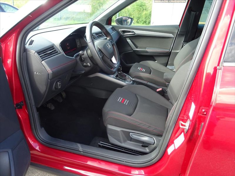 Seat Arona 1,0 TSi 85 kW FR Business - fotka 9 z 31