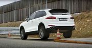 Testování nových modelů Porsche ve Weissachu.