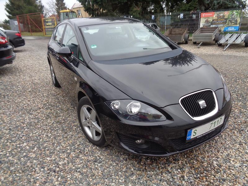 Seat Leon 1,6 TDI - fotka 1 z 15