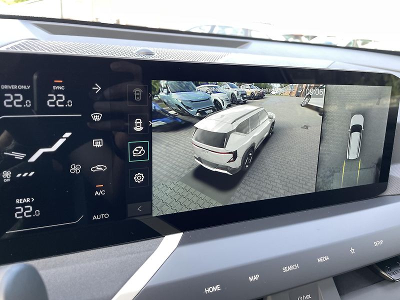 Kia EV5 (2026) 4x4 GT-Line EvoPark+Tech+PNS - fotka 16 z 28