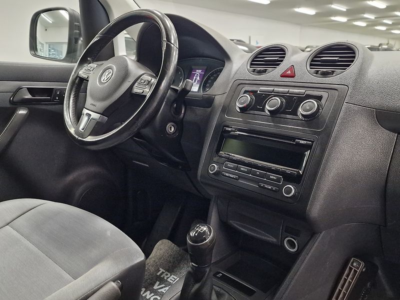 Volkswagen Caddy (2015) 2.0 Maxi CNG MAN 2015 | Záruka - fotka 24 z 53