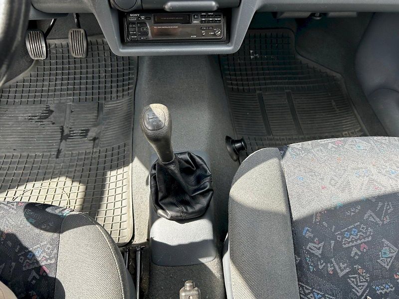 Škoda Felicia (1997) 1.3 MPi 50kW LXI - fotka 13 z 23