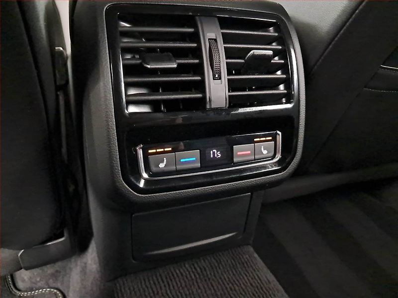 Volkswagen Arteon (2018) R-line 2.0 BiTDI 4Motion - fotka 17 z 20