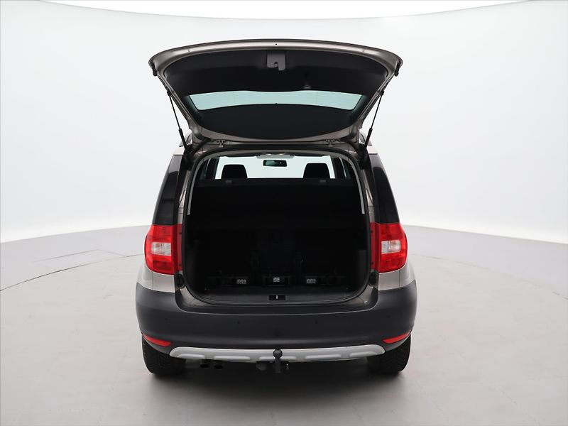 Škoda Yeti 1,4 TSI 90kW DSG Ambition - fotka 9 z 33
