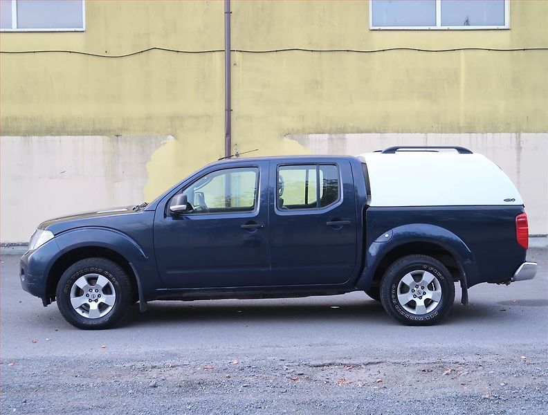 Nissan Navara (2011) 2.5 D, 4X4, Vyhř. sedaček - fotka 3 z 19