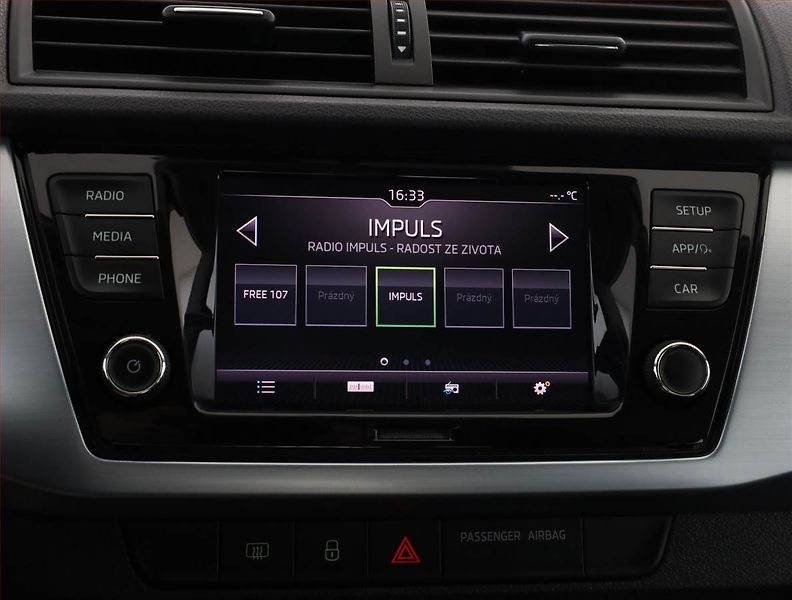 Škoda Fabia (2018) Ambition 1.0 TSI, Serv.kniha - fotka 11 z 16