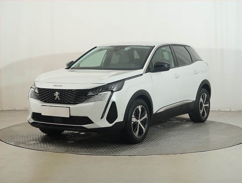 Peugeot 3008 (2022) 1.2 PureTech - fotka 2 z 17
