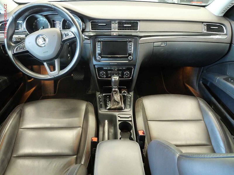 Škoda Superb (2015) 2.0 TDi 4x4, L&K, DSG, bixen - fotka 8 z 23