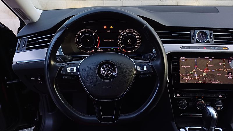 Volkswagen Passat Variant (2019) 2.0 Bi-TDI HIGHLINE - fotka 23 z 54