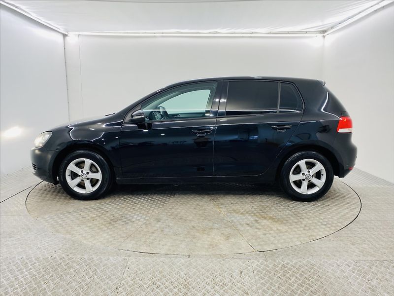 Volkswagen Golf 1,6 TDI Aut. Klima ČR - fotka 3 z 22