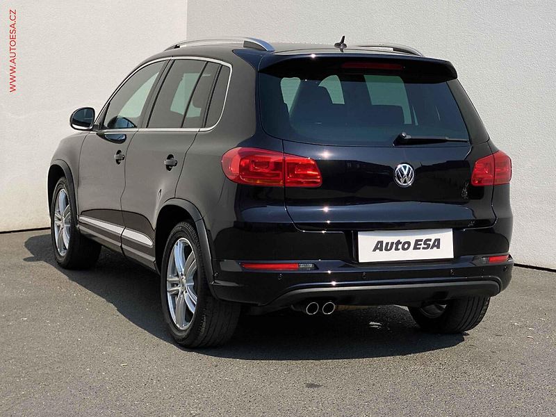 Volkswagen Tiguan (2013) 2.0 TSi 4x4 R-line, Sport - fotka 6 z 17