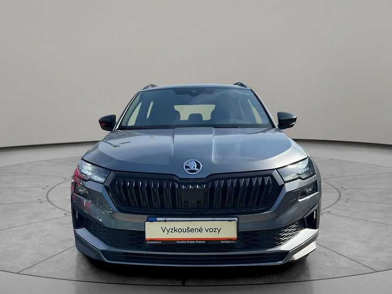 Škoda Karoq Sportline Exclusive 2,0 TDI 11 - fotka 4 z 30