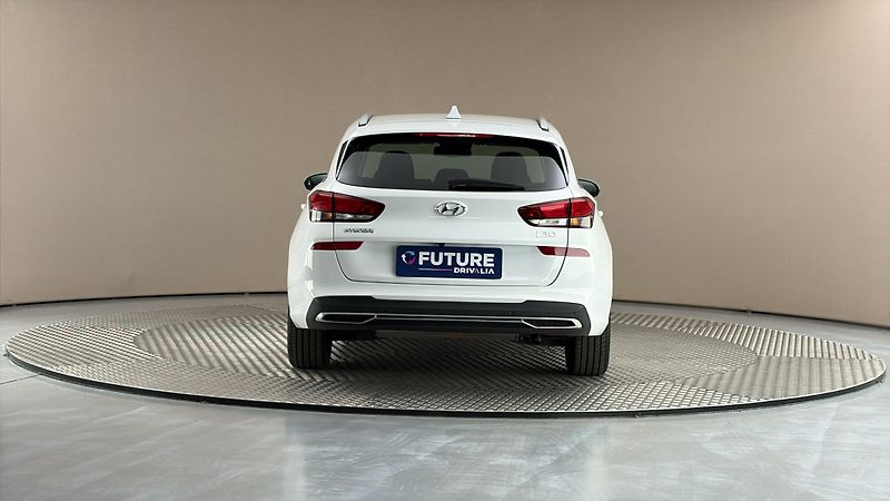 Hyundai i30 1.5 T-GDI Smart Kombi - fotka 5 z 26