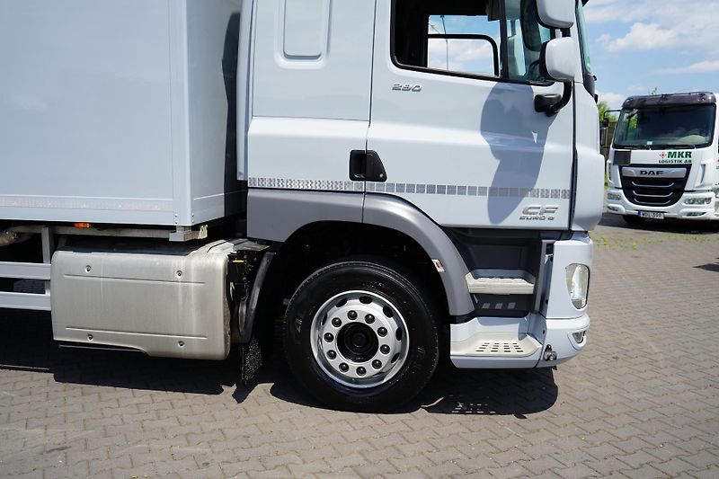 DAF CF (2017) 290 / ACC / EURO 6 / IZOTERMA  - fotka 35 z 58